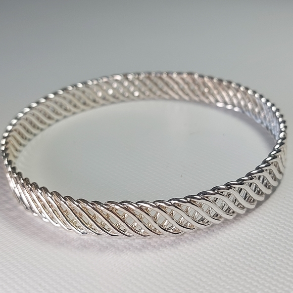 Silver Tone Woven Braid Small Bangle Bracelet - Picture 4 of 6